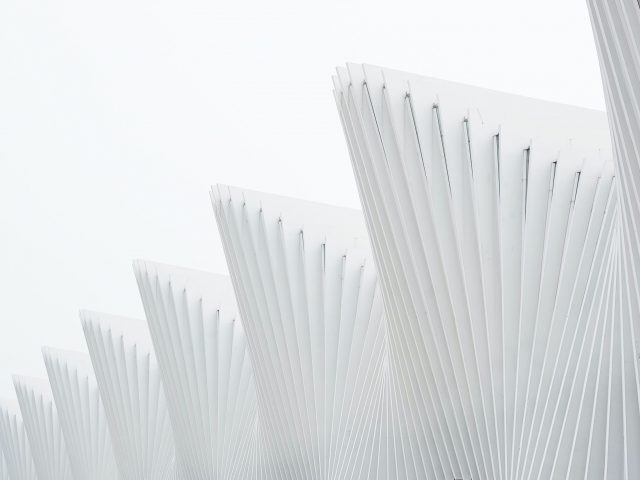 luca-bravo-alS7ewQ41M8-unsplash